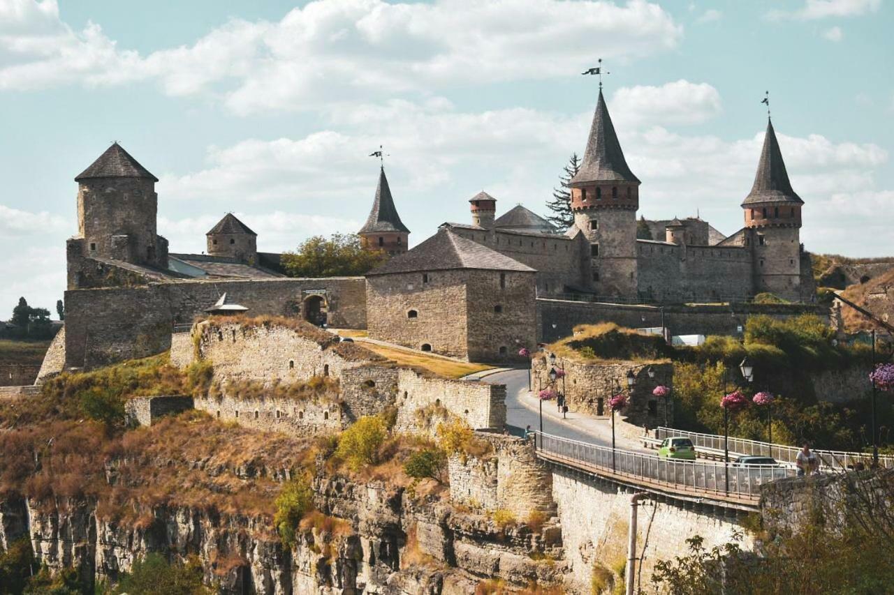 Nazar Stodolya Hotel Kamianets-Podilskyi Luaran gambar